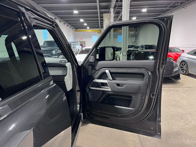 2022 Land Rover Defender 110 X-Dynamic SE AWD - 22956496 - 22
