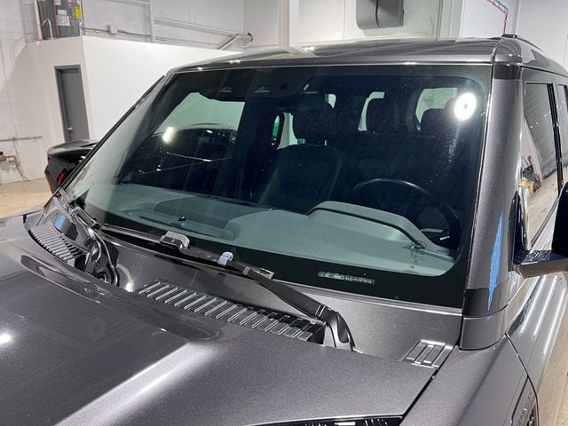 2022 Land Rover Defender 110 X-Dynamic SE AWD - 22956496 - 37