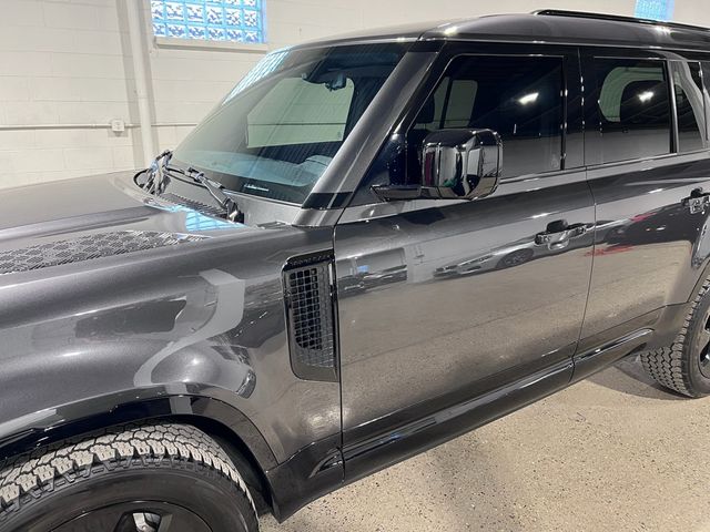 2022 Land Rover Defender 110 X-Dynamic SE AWD - 22956496 - 4