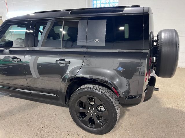 2022 Land Rover Defender 110 X-Dynamic SE AWD - 22956496 - 6