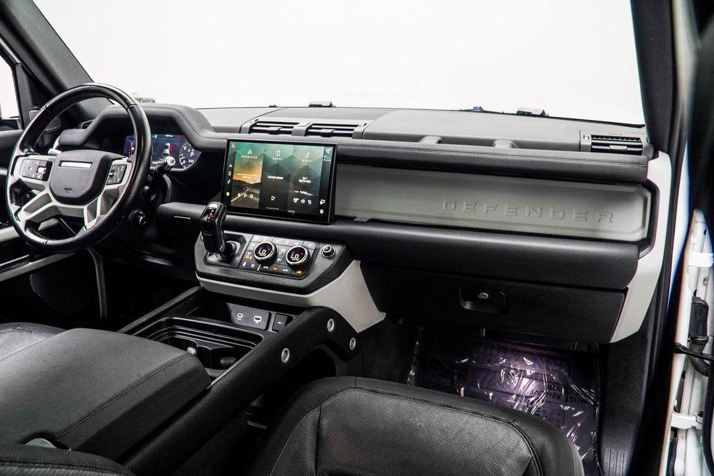 2022 Land Rover Defender 110 X-Dynamic SE photo 15