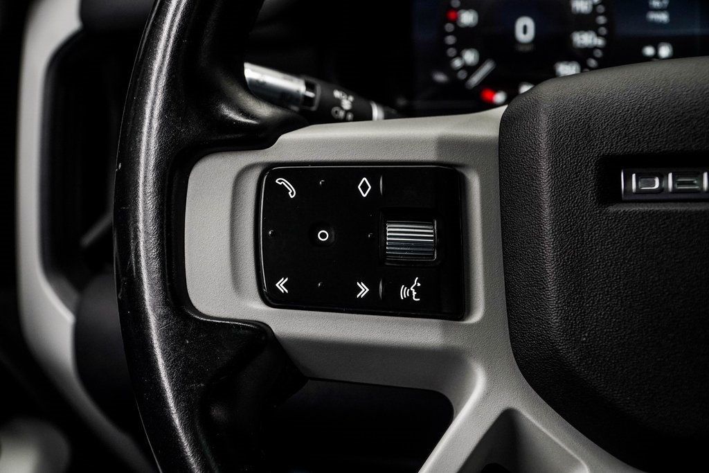 2022 Land Rover Defender 110 X-Dynamic SE photo 25
