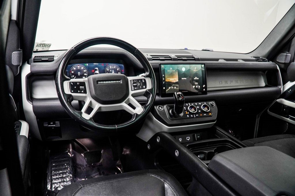 2022 Land Rover Defender 110 X-Dynamic SE photo 4