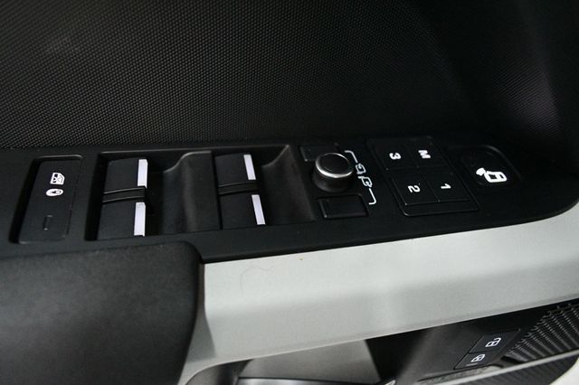 2022 Land Rover Defender 110 X-Dynamic SE AWD - 23032599 - 66