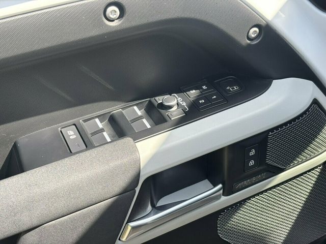 2022 Land Rover Defender 110 X-Dynamic SE AWD - 23082542 - 40