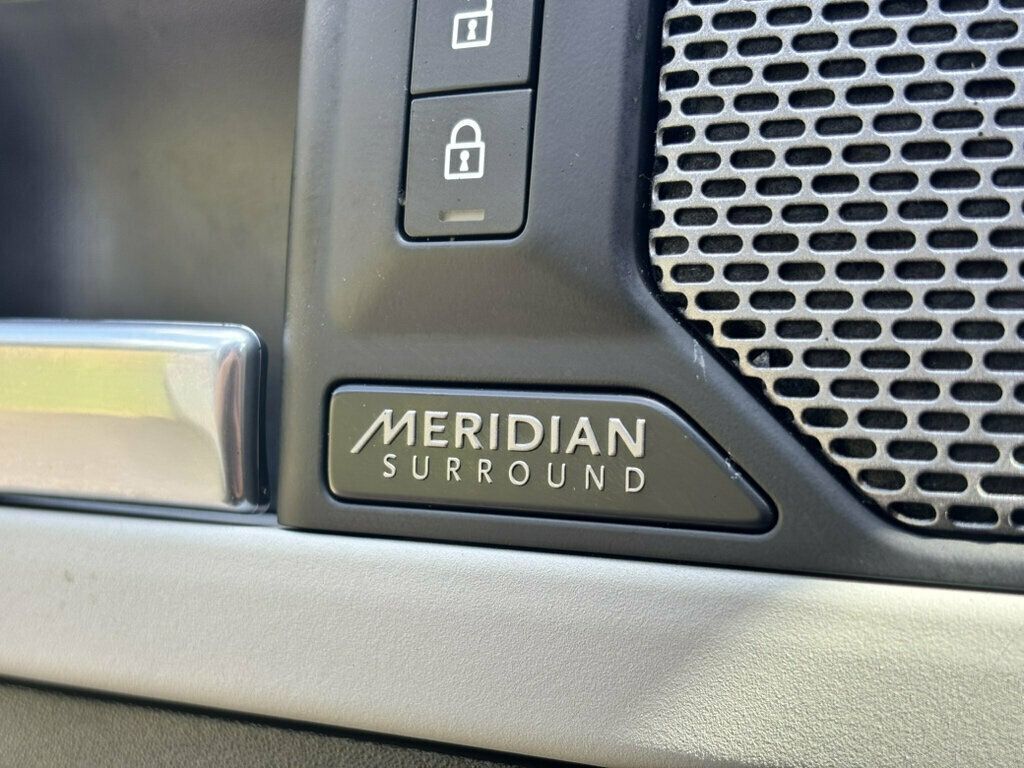 2022 Land Rover Defender 110 X-Dynamic SE AWD - 23082542 - 41