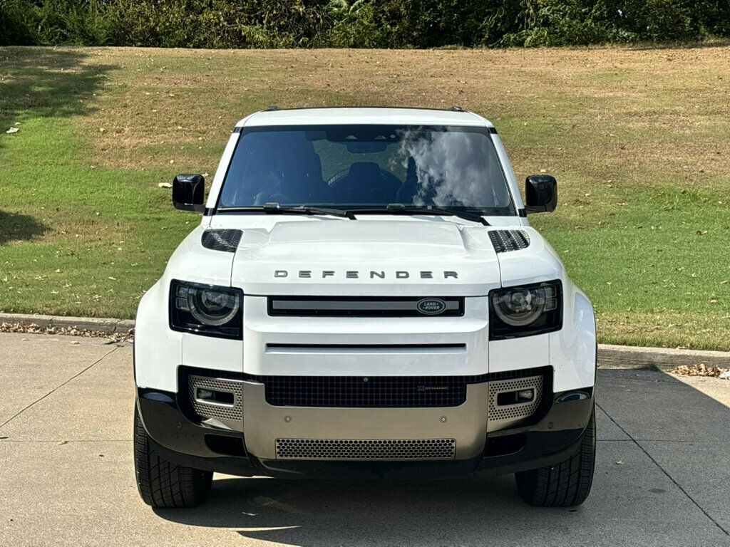 2022 Land Rover Defender 110 X-Dynamic SE AWD - 23082542 - 4
