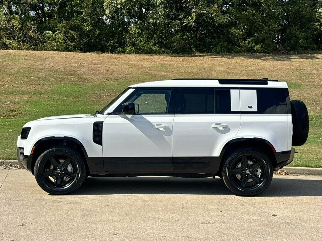 2022 Land Rover Defender 110 X-Dynamic SE AWD - 23082542 - 6