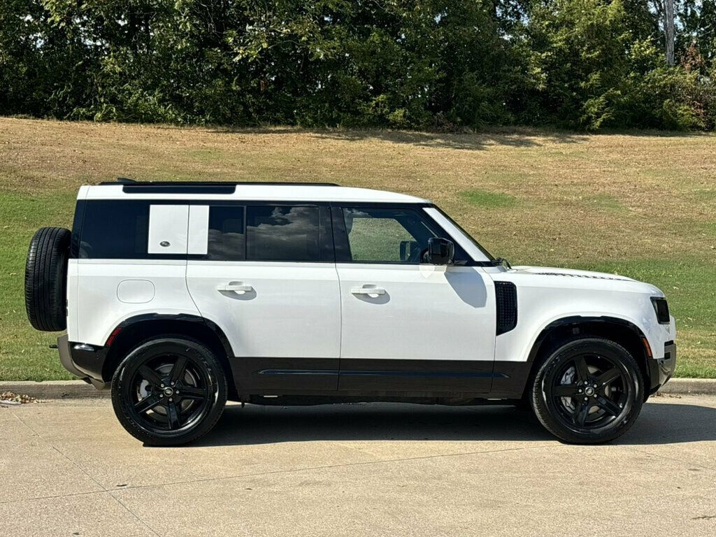 2022 Land Rover Defender 110 X-Dynamic SE AWD - 23082542 - 7