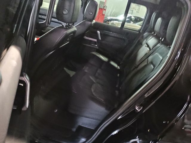 2022 Land Rover Defender 110 X-Dynamic SE AWD Clean Carfax - 23067794 - 28