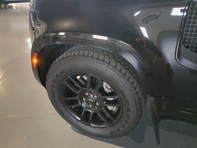 2022 Land Rover Defender 110 X-Dynamic SE AWD Clean Carfax - 23067794 - 53