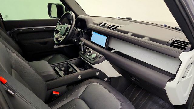 2022 Land Rover Defender 110 X-Dynamic SE AWD w/ Expedition Roof Rack - 23072881 - 25