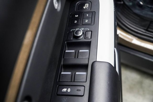 2022 Land Rover Defender 110 XS Edition AWD - 22962025 - 33