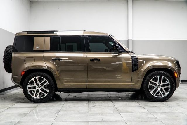 2022 Land Rover Defender 110 XS Edition AWD - 22962025 - 5