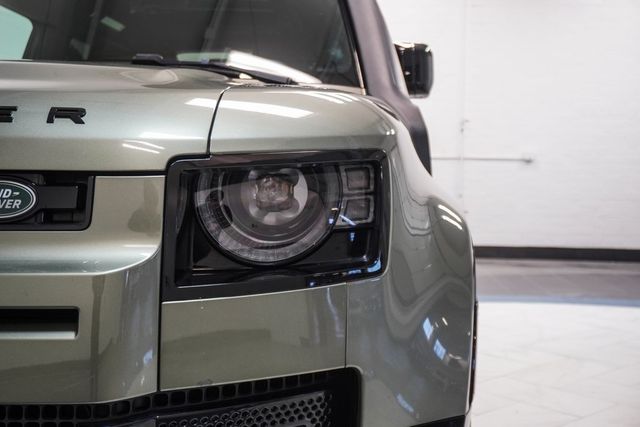 2022 Land Rover Defender 90 X-Dynamic HSE AWD - 22978392 - 38