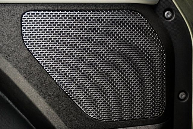 2022 Land Rover Defender 90 X-Dynamic HSE AWD - 23041963 - 17