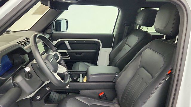 2022 Land Rover Defender 90 X-Dynamic HSE AWD w/ Black Contrast Roof & Cold Climate Pack - 22986859 - 20
