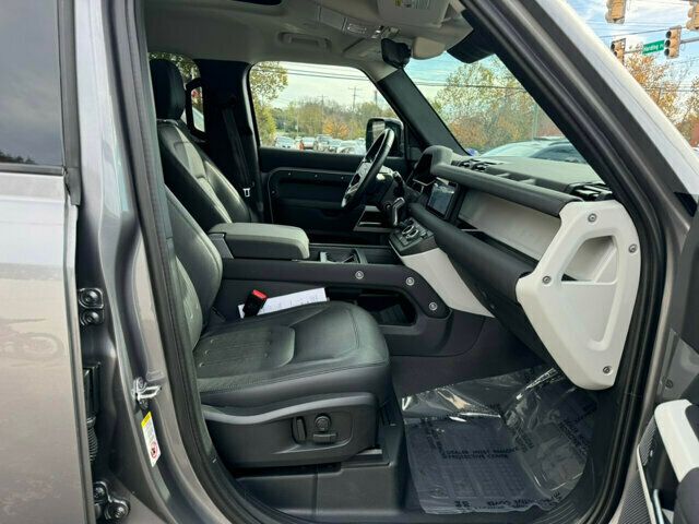 2022 Land Rover Defender ColdClimatePkg/110-SE/HeatedLeatherSeats/PanoramicRoof/NAV - 22672439 - 18