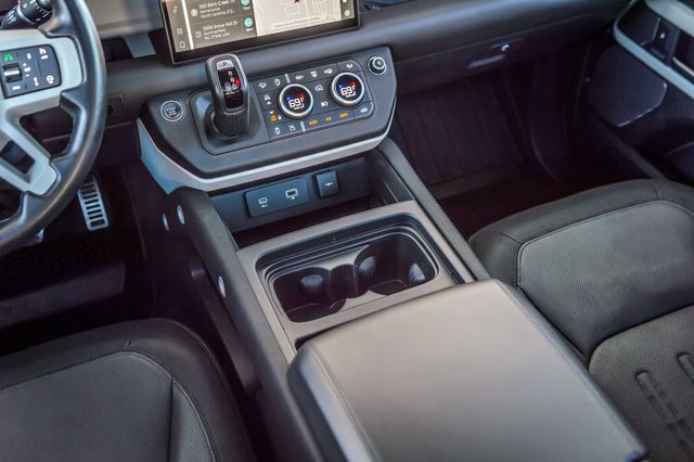 2022 Land Rover Defender DEFENDER 110 X-DYNAMIC HSE - NAV - PANO ROOF- BACKUP CAM -LOADED - 22908648 - 30