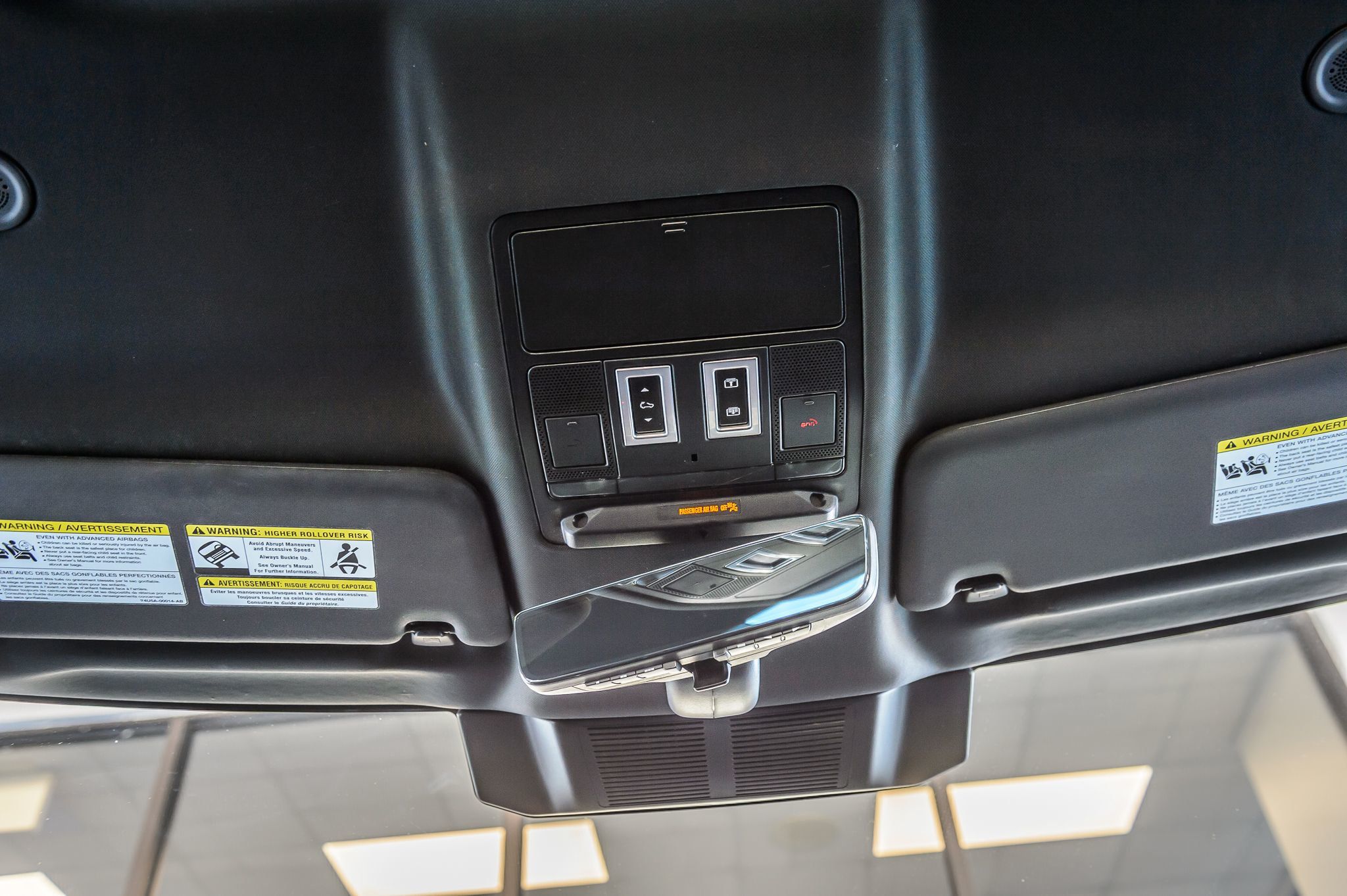 2022 Land Rover Defender 110 X-Dynamic HSE photo 34
