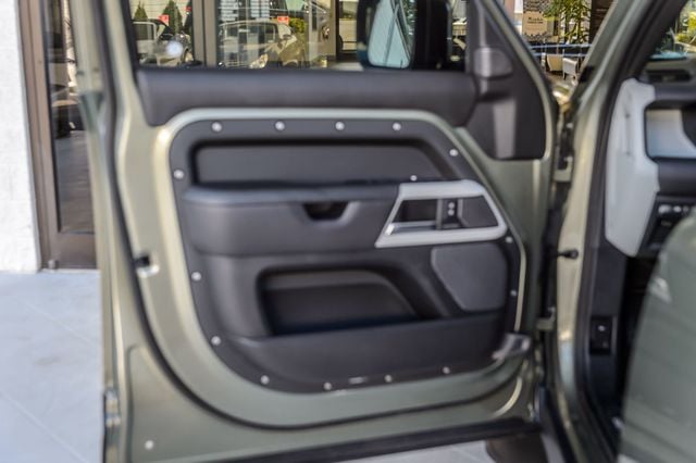 2022 Land Rover Defender DEFENDER 110 X-DYNAMIC HSE - NAV - PANO ROOF- BACKUP CAM -LOADED - 22908648 - 45