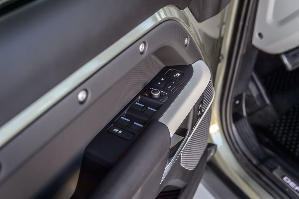 2022 Land Rover Defender DEFENDER 110 X-DYNAMIC HSE - NAV - PANO ROOF- BACKUP CAM -LOADED - 22908648 - 46