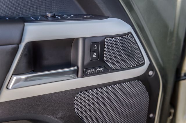 2022 Land Rover Defender DEFENDER 110 X-DYNAMIC HSE - NAV - PANO ROOF- BACKUP CAM -LOADED - 22908648 - 47