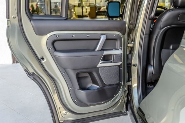 2022 Land Rover Defender DEFENDER 110 X-DYNAMIC HSE - NAV - PANO ROOF- BACKUP CAM -LOADED - 22908648 - 48