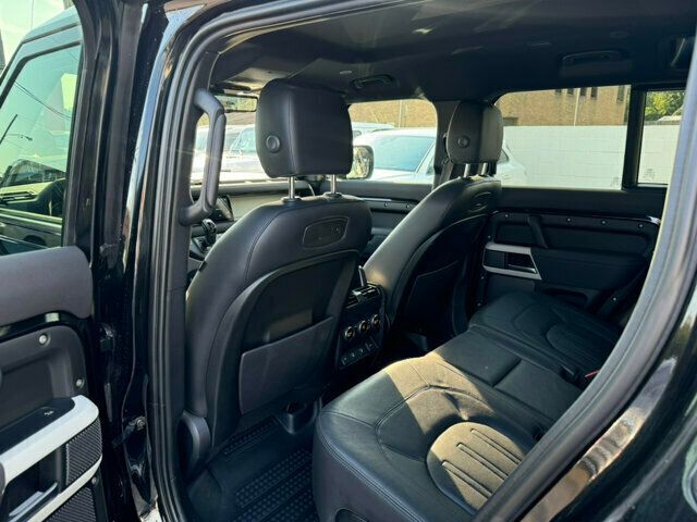 2022 Land Rover Defender LocalTrade/110-S/MeridianPremiumAudio/HeatedLeatherSeats/NAV - 22629028 - 11