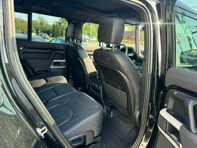 2022 Land Rover Defender LocalTrade/110-S/MeridianPremiumAudio/HeatedLeatherSeats/NAV - 22629028 - 15