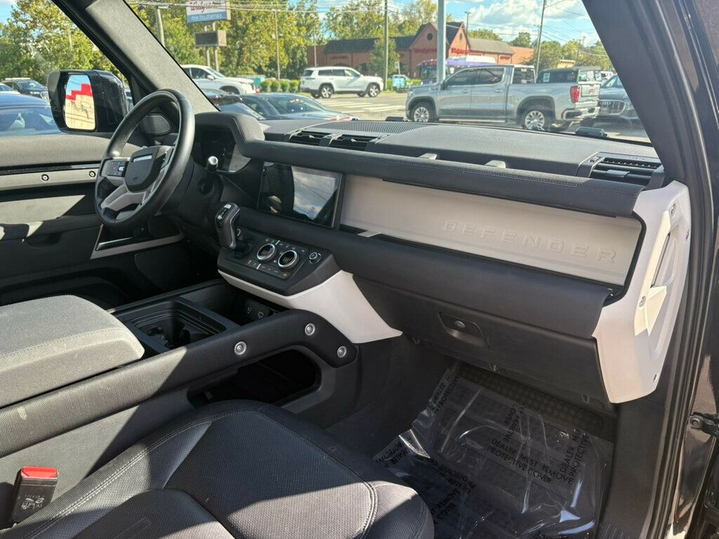 2022 Land Rover Defender 90 X-Dynamic S photo 16