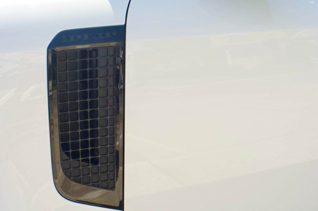 2022 Land Rover Defender MSRP$73250/FamilyPkg/MeridianPremiumAudio/BlindSpotMonitor/NAV - 23008370 - 11