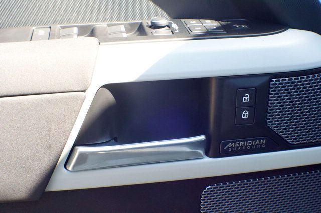 2022 Land Rover Defender MSRP$73250/FamilyPkg/MeridianPremiumAudio/BlindSpotMonitor/NAV - 23008370 - 41