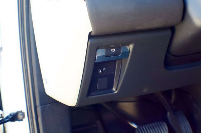 2022 Land Rover Defender MSRP$73250/FamilyPkg/MeridianPremiumAudio/BlindSpotMonitor/NAV - 23008370 - 44