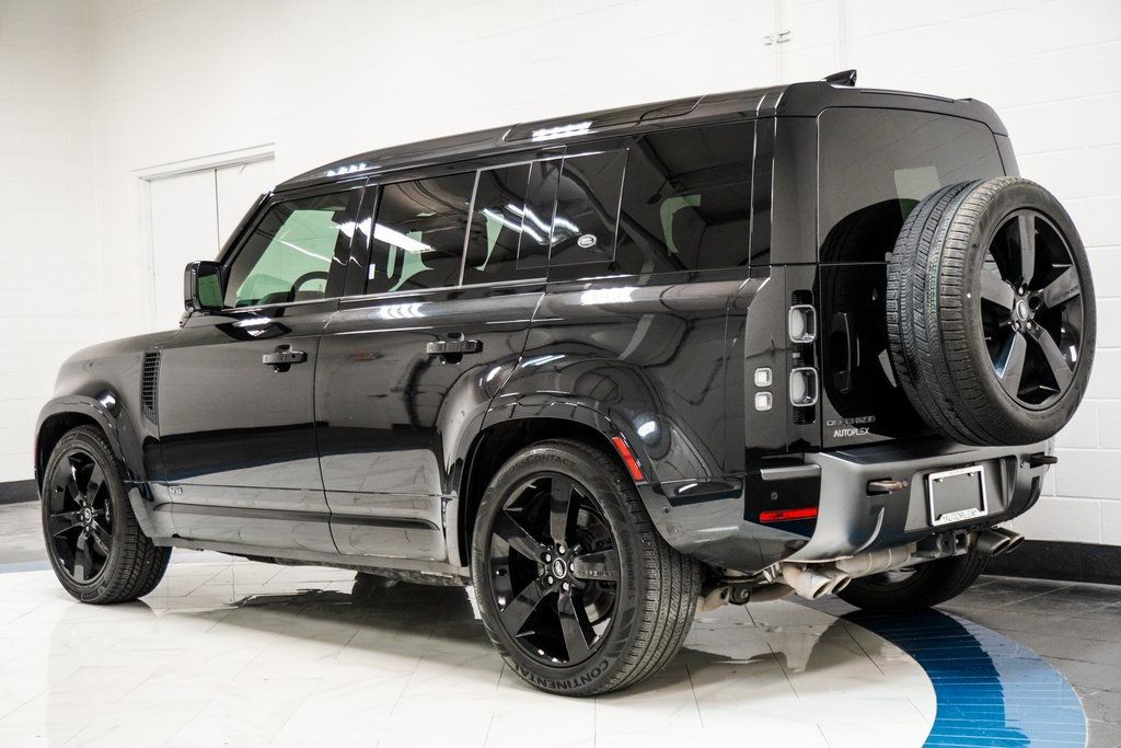 2022 Land Rover Defender V8 photo 6