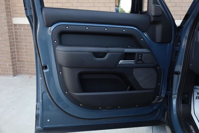 2022 Land Rover Defender X-Dynamic HSE - 23049422 - 11