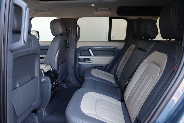 2022 Land Rover Defender X-Dynamic HSE - 23072891 - 22