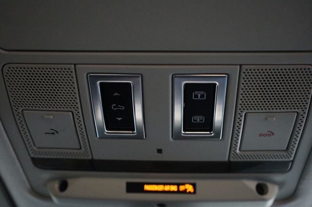 2022 Land Rover Defender X-Dynamic HSE - 23072891 - 39