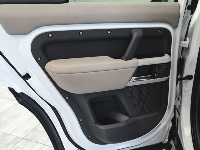 2022 Land Rover Defender 110 SE - 23025866 - 12