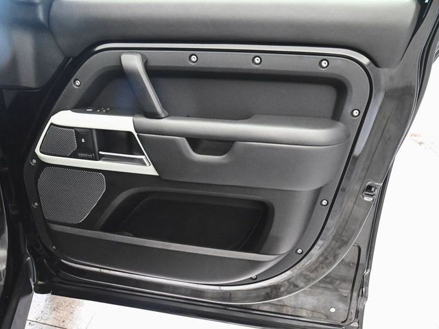 2022 Land Rover Defender 110 XS Edition - 22987208 - 10