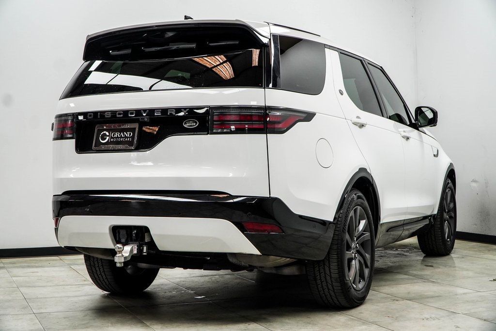 2022 Land Rover Discovery P300 S S R-Dynamic photo 12
