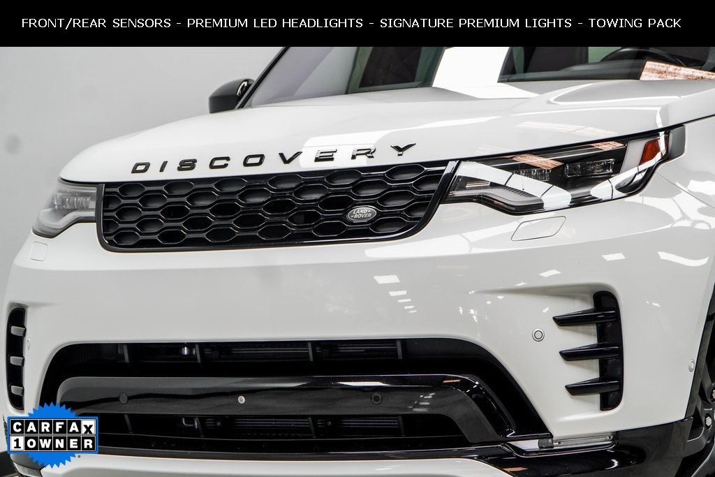 2022 Land Rover Discovery P300 S S R-Dynamic photo 2