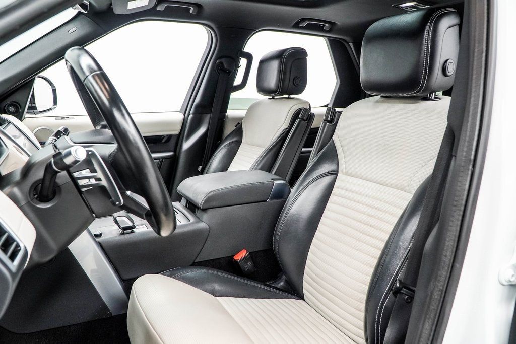 2022 Land Rover Discovery P300 S S R-Dynamic photo 35