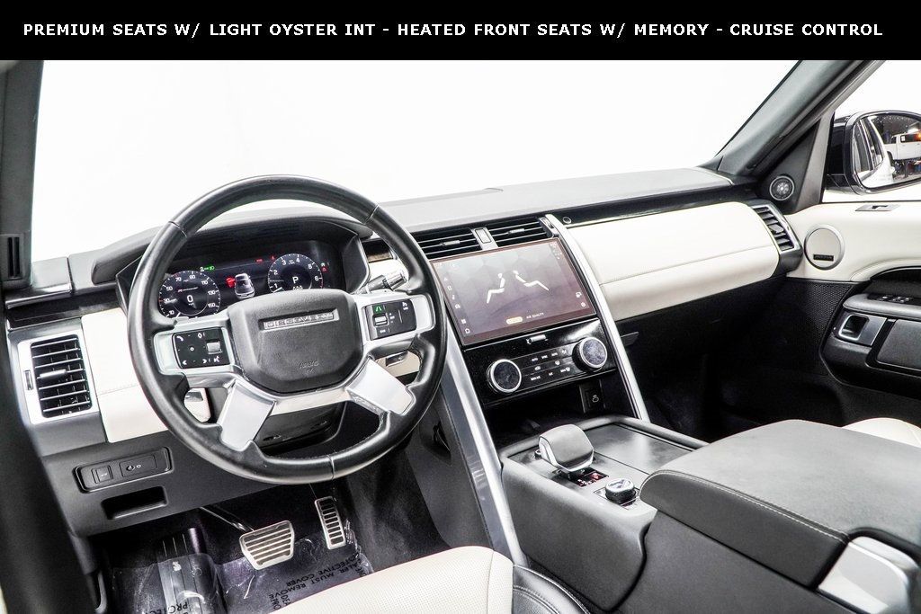 2022 Land Rover Discovery P300 S S R-Dynamic photo 5