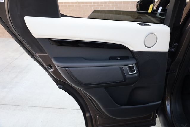 2022 Land Rover Discovery P300 S R-Dynamic - 22914275 - 16