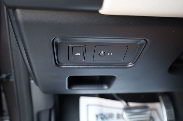 2022 Land Rover Discovery P300 S R-Dynamic - 22914275 - 35