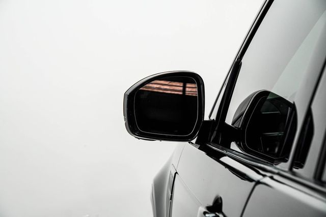 2022 Land Rover Discovery P360 HSE R-Dynamic - 22998152 - 13