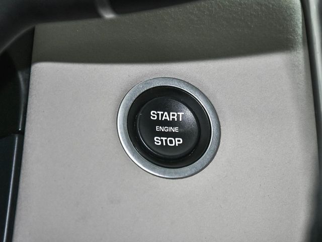 2022 Land Rover Discovery Sport S - 22965697 - 25