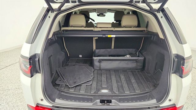 2022 Land Rover Discovery Sport S 4WD with Fixed Panoramic Roof and Upgraded Meridian Sound - 22964550 - 22