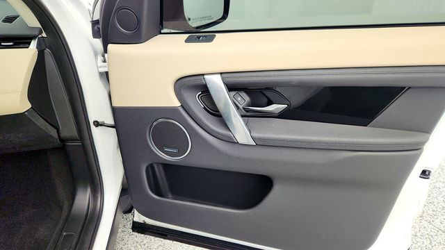 2022 Land Rover Discovery Sport S 4WD with Fixed Panoramic Roof and Upgraded Meridian Sound - 22964550 - 26